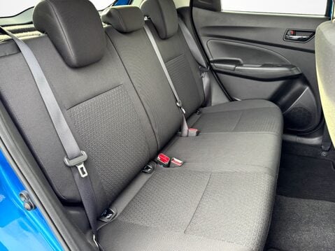 Suzuki Swift 1.2 Dualjet 83 12V Hybrid SZ5 5dr 33