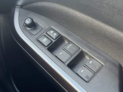 Suzuki Vitara 1.4 Boosterjet 48V Hybrid SZ-T 5dr 28