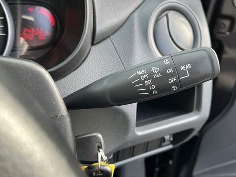 Suzuki Celerio 1.0 SZ2 5dr 21