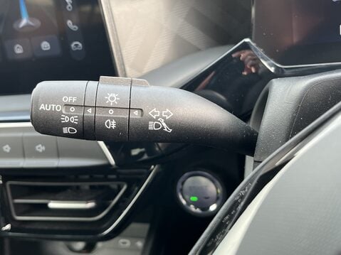 MG MG3 1.5 Hybrid Trophy 5dr Auto 23