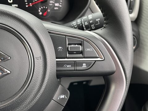 Suzuki Swift 1.2 Mild Hybrid Motion 5dr 21