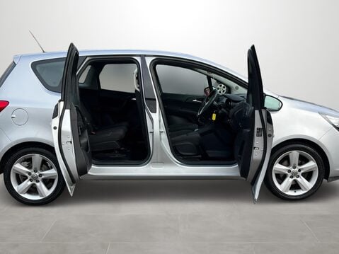 Vauxhall Meriva 1.4i 16V Exclusiv 5dr 11