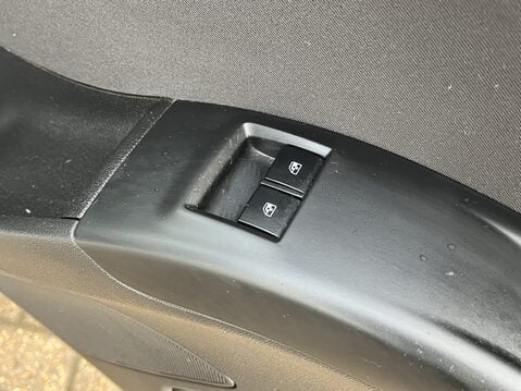 Vauxhall Meriva 1.4i 16V Exclusiv 5dr 20