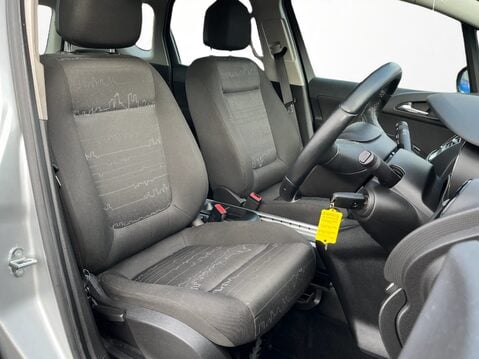 Vauxhall Meriva 1.4i 16V Exclusiv 5dr 15