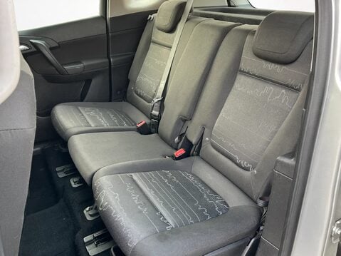 Vauxhall Meriva 1.4i 16V Exclusiv 5dr 31