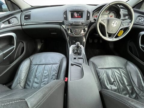Vauxhall Insignia 2.0 CDTi [163] ecoFLEX Elite 5dr [Start Stop] 16