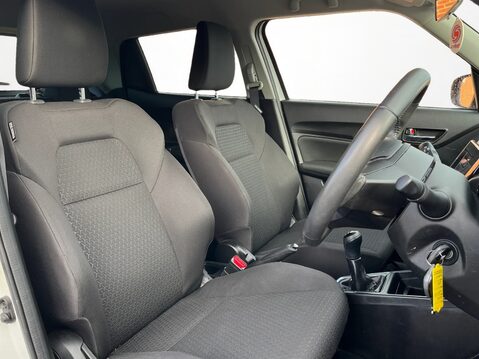 Suzuki Swift 1.0 Boosterjet SZ-T 5dr 14