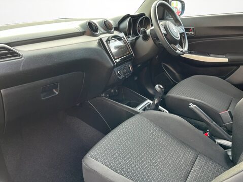 Suzuki Swift 1.0 Boosterjet SZ-T 5dr 2