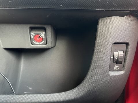 Peugeot 107 1.0 Active 5dr 25