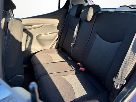 Vauxhall Viva 1.0 SE 5dr [A/C] 33