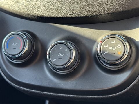 Vauxhall Viva 1.0 SE 5dr [A/C] 22