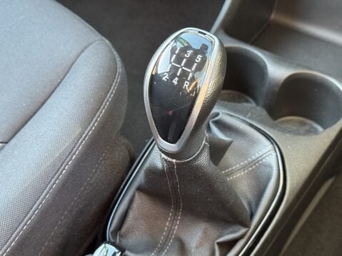 Vauxhall Viva 1.0 SE 5dr [A/C] 24