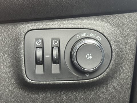 Vauxhall Adam 1.4i [100] Slam 3dr 25