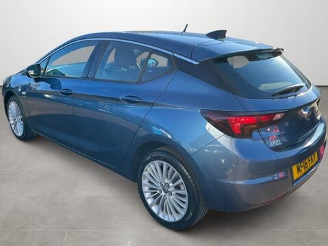 Vauxhall Astra 1.4T 16V 150 Elite Nav 5dr 3
