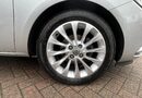 Vauxhall Corsa 1.4 ecoFLEX SE 5dr 33