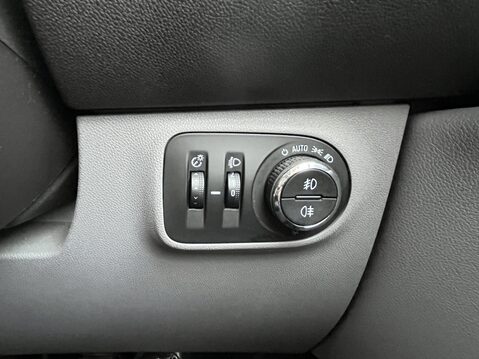 Vauxhall Corsa 1.4 ecoFLEX SE 5dr 26