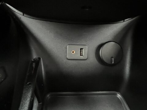 Vauxhall Corsa 1.4 ecoFLEX SE 5dr 21