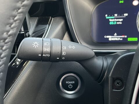 Suzuki Swace 1.8 Hybrid Ultra 5dr CVT 22