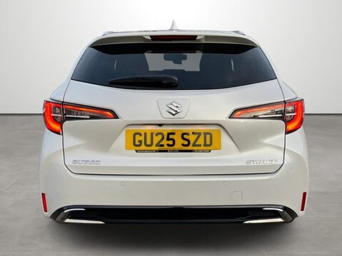Suzuki Swace 1.8 Hybrid Ultra 5dr CVT 8
