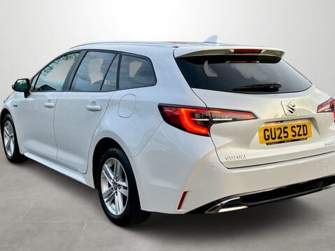 Suzuki Swace 1.8 Hybrid Ultra 5dr CVT 3