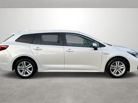 Suzuki Swace 1.8 Hybrid Ultra 5dr CVT 10