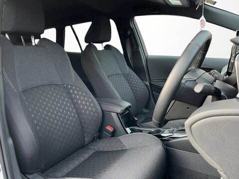 Suzuki Swace 1.8 Hybrid Ultra 5dr CVT 14