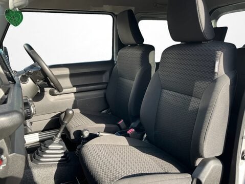 Suzuki Jimny 1.5 SZ5 ALLGRIP 3dr 14