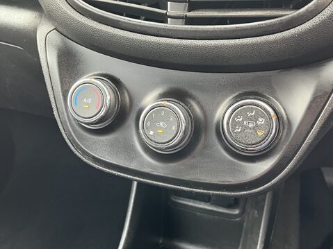 Vauxhall Viva 1.0 [73] SE 5dr [A/C] 25