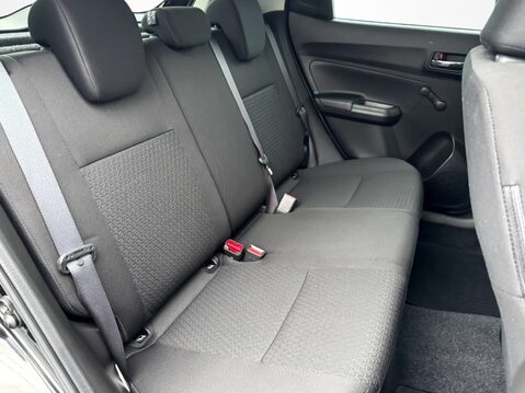 Suzuki Swift 1.2 Dualjet 83 12V Hybrid SZ-L 5dr 31