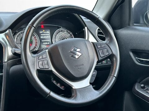 Suzuki Vitara 1.4 Boosterjet 48V Hybrid SZ5 5dr 18