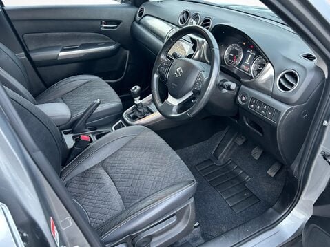 Suzuki Vitara 1.4 Boosterjet 48V Hybrid SZ5 5dr 20