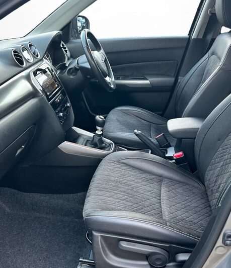 Suzuki Vitara 1.4 Boosterjet 48V Hybrid SZ5 5dr