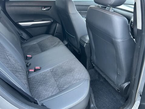 Suzuki Vitara 1.4 Boosterjet 48V Hybrid SZ5 5dr 33