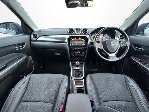 Suzuki Vitara 1.4 Boosterjet 48V Hybrid SZ5 5dr 17