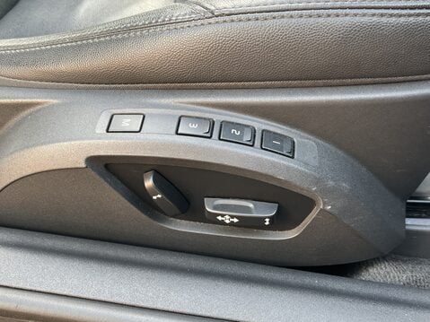 Volvo C70 D3 [150] SE Lux 2dr 27