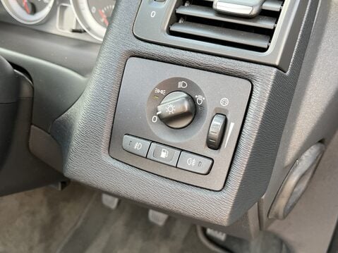 Volvo C70 D3 [150] SE Lux 2dr 26