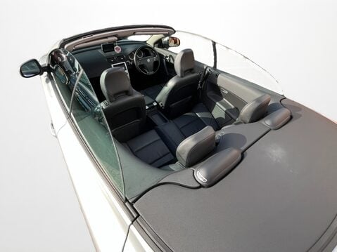 Volvo C70 D3 [150] SE Lux 2dr 14