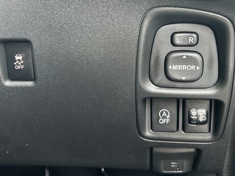 Peugeot 108 1.0 72 Collection 5dr 28