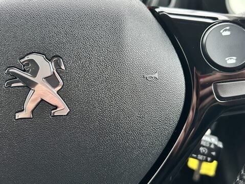 Peugeot 108 1.0 72 Collection 5dr 27