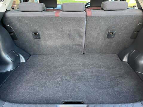 Nissan Juke 1.6 Acenta 5dr [Premium Pack] 37