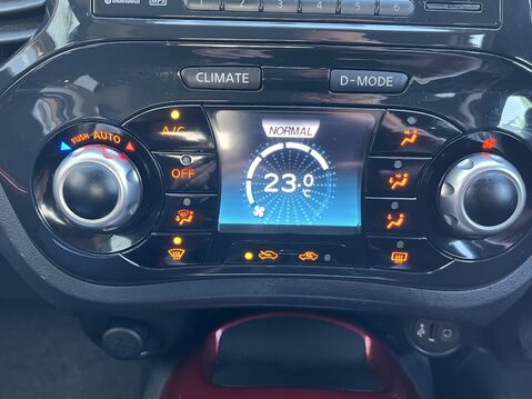 Nissan Juke 1.6 Acenta 5dr [Premium Pack] 20