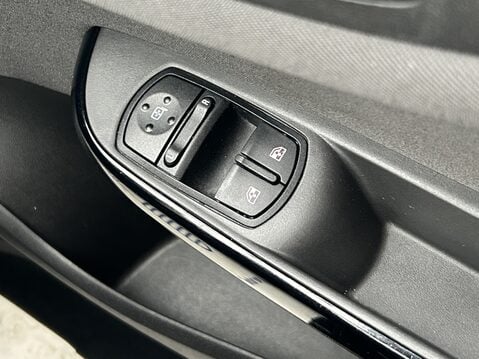 Vauxhall Corsa 1.4 ecoFLEX Energy 5dr [AC] 28