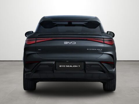 BYD Seal U 1.5 DM-i Boost 5dr Auto 4