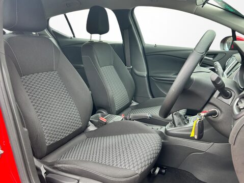 Vauxhall Astra 1.4T 16V 125 Energy 5dr 18