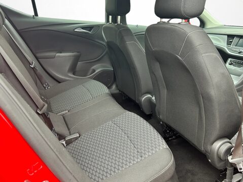 Vauxhall Astra 1.4T 16V 125 Energy 5dr 31