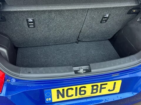 Suzuki Swift 1.2 SZ4 5dr 33