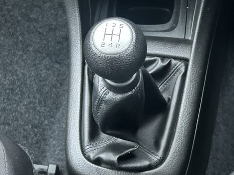 Suzuki Swift 1.2 SZ4 5dr 23