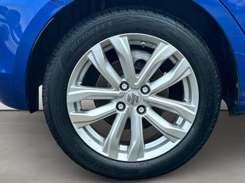 Suzuki Swift 1.2 SZ4 5dr 11