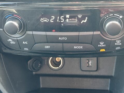 Suzuki Vitara 1.4 Boosterjet SZ5 5dr 27