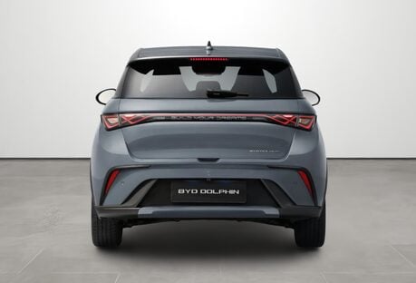 BYD Dolphin 150kW Design 60.4kWh 5dr Auto